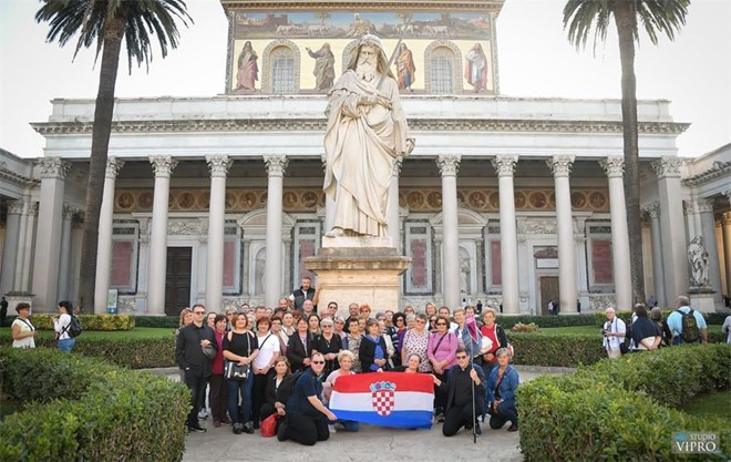 FOTOGALERIJA: Varaždinski hodočasnici u bazilici sv. Pavla izvan zidina i u svetištu svetog Leopolda u Padovi